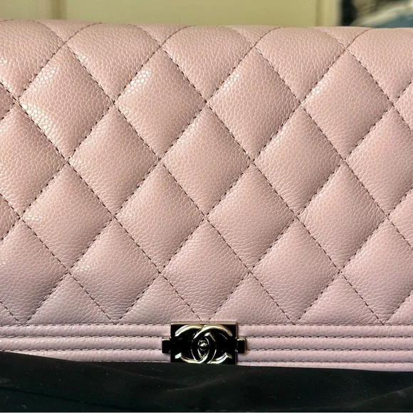 Chanel Boy, 2024 brand new, small light pink grained calfskin leather bag. - Picture 5 of 7